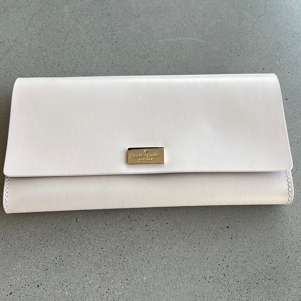 Brand new Kate Spade wallet